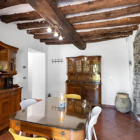 Casa vacanze Franca Nature Holidays Rezzo